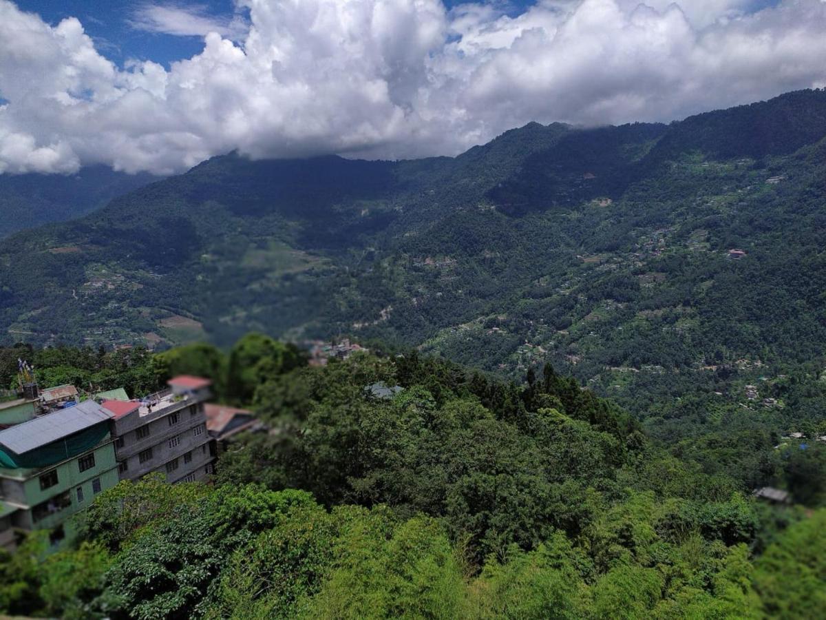 Muscatel Bellevue - Nxt To North Sikkim Taxi Stand Hotel Gangtok Exterior photo