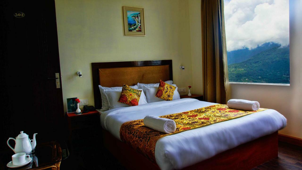 Muscatel Bellevue - Nxt To North Sikkim Taxi Stand Hotel Gangtok Exterior photo