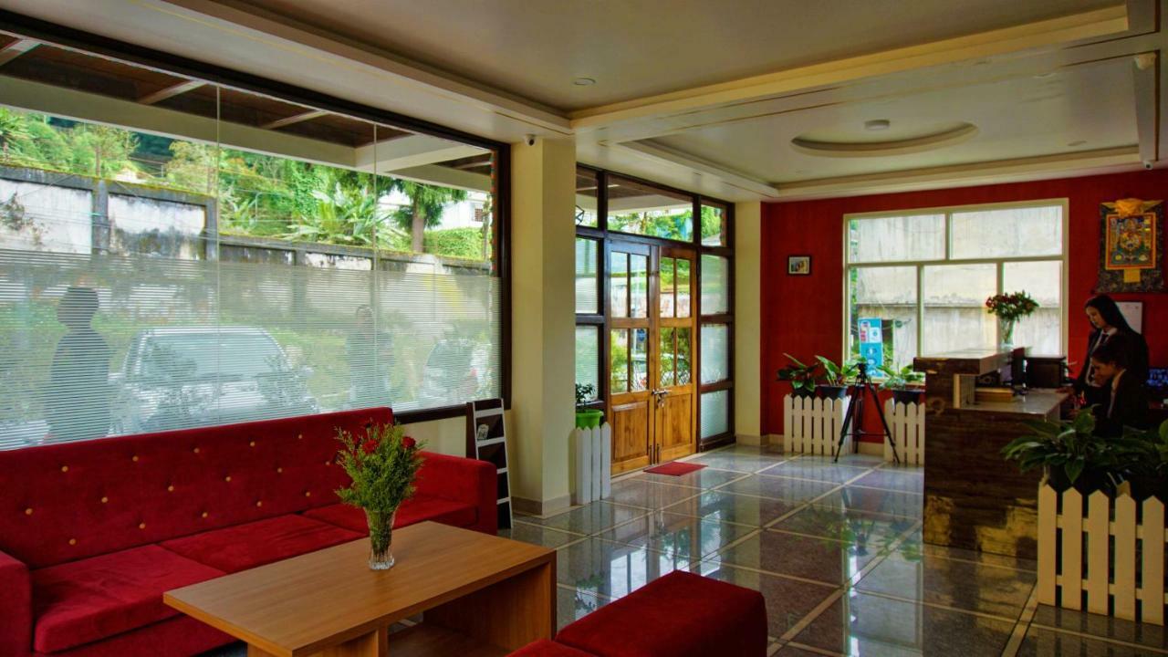 Muscatel Bellevue - Nxt To North Sikkim Taxi Stand Hotel Gangtok Exterior photo