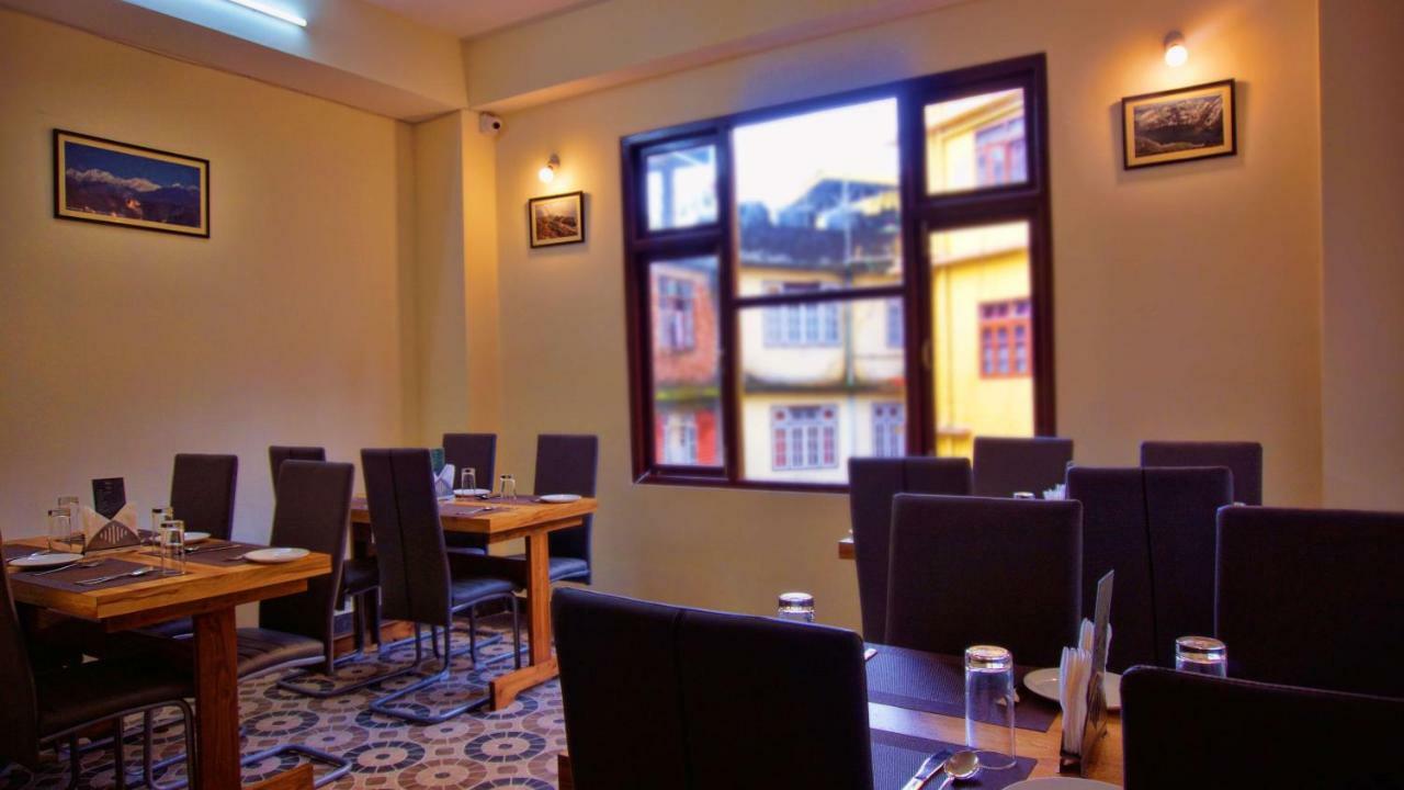 Muscatel Bellevue - Nxt To North Sikkim Taxi Stand Hotel Gangtok Exterior photo