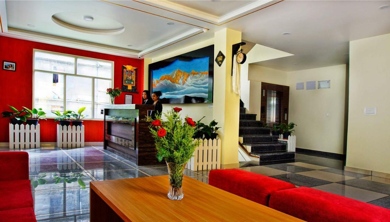 Muscatel Bellevue - Nxt To North Sikkim Taxi Stand Hotel Gangtok Exterior photo