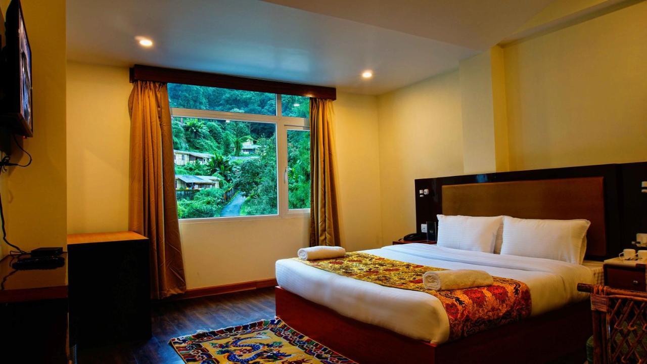 Muscatel Bellevue - Nxt To North Sikkim Taxi Stand Hotel Gangtok Exterior photo